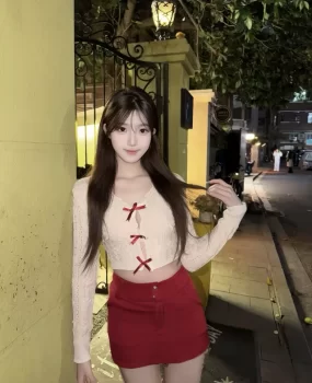 河北粉嫩小妹水多边操边喷水