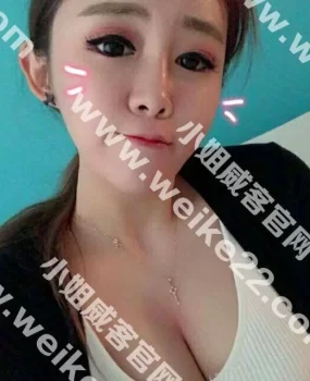 地铁七号线欢乐谷附近离婚妇女