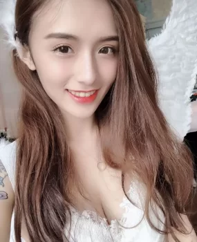 狼友介绍的一个性感漂亮的女孩