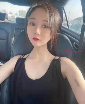 爆肏输出清纯羞涩小妹 娇喘声淫荡 嫩穴贼紧淫水止不住的流