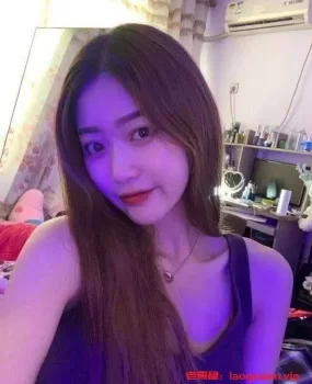 山西太原市来体验极品三通美女帝皇级服务，身处仙境性感妖娆，会吸会夹粉嫩无比，真心推荐给广大狼友！！！