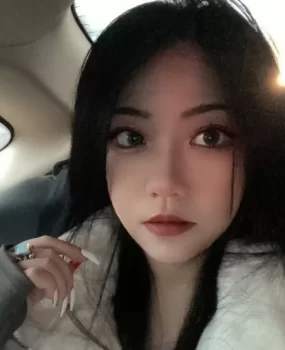 南京超值约极品年轻嫩妹妹